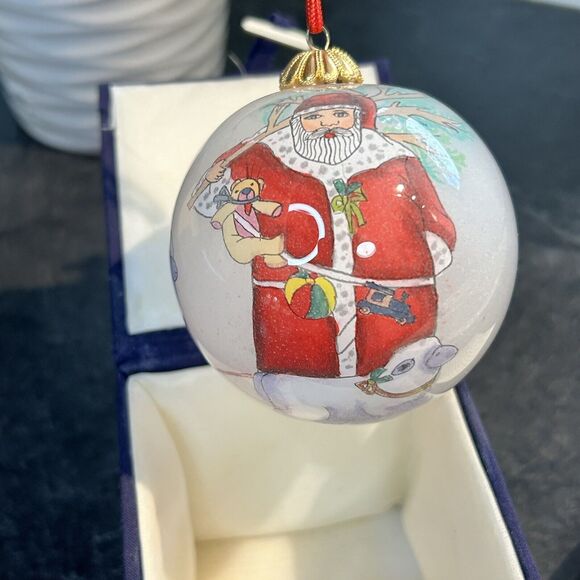 Bill Yee 1990 Inside Reverse Hand Painted Glass Christmas Ornament, St Nicholas - Picture 2 of 8